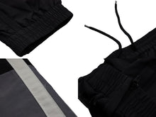 Load image into Gallery viewer, 極美品 BALENCIAGA バレンシアガ 22SS サイドライントラックパンツ ナイロン 681254 ブラック ホワイト サイズM 中古 53787