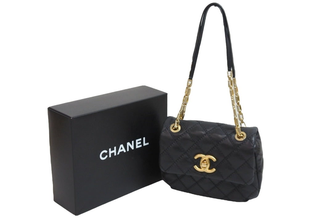 CHANEL シャネル ココマーク チェーンショルダーバッグ 斜めがけバッグ 15番台 レザー ブラック ゴールド金具 美品 中古 53791