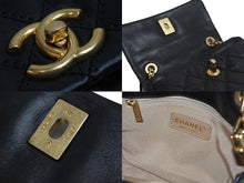 Load image into Gallery viewer, CHANEL シャネル ココマーク チェーンショルダーバッグ 斜めがけバッグ 15番台 レザー ブラック ゴールド金具 美品 中古 53791