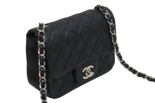 Load image into Gallery viewer, CHANEL シャネル ミニマトラッセ ココマーク ショルダーバッグ 13番台 キャビアスキン ブラック シルバー金具 美品 中古 50803