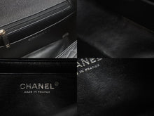 Load image into Gallery viewer, CHANEL シャネル ミニマトラッセ ココマーク ショルダーバッグ 13番台 キャビアスキン ブラック シルバー金具 美品 中古 50803