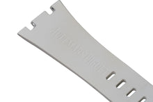 Load image into Gallery viewer, AUDEMARS PIGUET オーデマピゲ AP ロイヤルオーク 腕時計用 純正ラバーベルト 替え用 ホワイト 美品 中古 53804