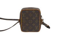 Load image into Gallery viewer, LOUIS VUITTON ルイヴィトン ショルダーバッグ ミニダヌーブ M45268 ブラウン モノグラム PVC レザー シルバー金具 良品 中古 53823