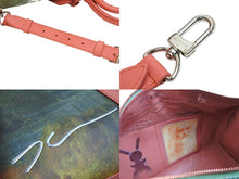 Load image into Gallery viewer, 極美品 LOUIS VUITTON ルイヴィトン キーポルバンドリエール モナリザ ダヴィンチ マスターズコレクション M43377 中古 53828