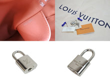 Load image into Gallery viewer, 極美品 LOUIS VUITTON ルイヴィトン キーポルバンドリエール モナリザ ダヴィンチ マスターズコレクション M43377 中古 53828