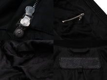 Load image into Gallery viewer, ChromeHearts クロムハーツ MA1 ボンバージャケット ダガージップ クロスボタン ブラック シルバー サイズS 美品 中古 53876