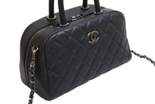 Load image into Gallery viewer, 極美品 CHANEL シャネル 2WAYハンドバッグ ミニボストン ココマーク キャビアスキン 23番台 ブラック シルバー金具 中古 53979