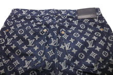 Load image into Gallery viewer, LOUIS VUITTON ルイ・ヴィトン 18AW モノグラム デニムパンツ ネイビー キムジョーンズ ロゴ HFD11WGUO 30 美品 中古 54031