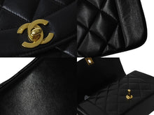 Load image into Gallery viewer, CHANEL シャネル ショルダーバッグ ダイアナ22 マトラッセ チェーン ヴィンテージ 2番台 ブラック ゴールド金具 美品 中古 54129
