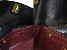 Load image into Gallery viewer, CHANEL シャネル ショルダーバッグ ダイアナ22 マトラッセ チェーン ヴィンテージ 2番台 ブラック ゴールド金具 美品 中古 54129