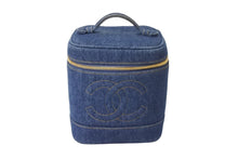 Load image into Gallery viewer, CHANEL シャネル ココマーク バニティバッグ ハンドバッグ 4番台 デニム GP ブルー フランス製 ゴールド金具 美品 中古 54137