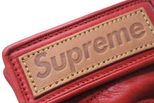 Load image into Gallery viewer, LOUIS VUITTON × Supreme ルイヴィトン × シュプリーム モノグラムレザーグローブ レッド 手袋 MP1893 8サイズ 美品 中古 54223