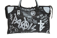 Load image into Gallery viewer, BALENCIAGA バレンシアガ トートバッグ グラフィティ クラシックシティ ミディアム 505550.Y.535269 シルバー金具 美品 中古 54297