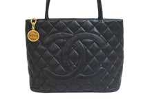 Load image into Gallery viewer, CHANEL シャネル 復刻トート 7番台 ハンドバッグ ココマーク キャビアスキン ブラック ゴールド金具 美品 中古 54298