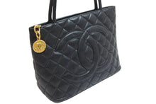 Load image into Gallery viewer, CHANEL シャネル 復刻トート 7番台 ハンドバッグ ココマーク キャビアスキン ブラック ゴールド金具 美品 中古 54298