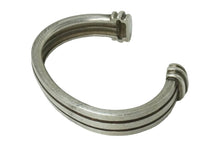 Load image into Gallery viewer, iffany&amp;Co. ティファニー バングル アトラス グルーブドカフ 重さ46.4g ATLAS GROOVED CUFF Ag925 中古 54302