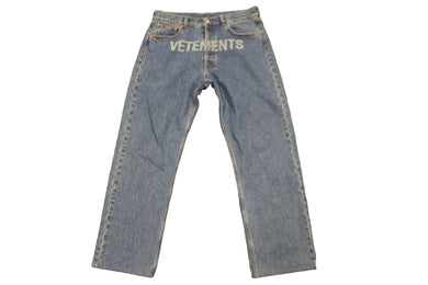 VETEMENTS ヴェトモン デニムパンツ フロントロゴ ウォッシュ加工 20AW ブルーコットン サイズXL MAH21PA136 美品 中古 54379 