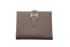 極美品 HERMES エルメス 二つ折り財布 ベアンコンパクト エプソン エトゥープ ゴールド金具 Z刻印 中古 54393