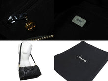 Load image into Gallery viewer, CHANEL シャネル ミニボストンバッグ ショルダーバッグ 2WAY ココマーク キャビアスキン ブラック ゴールド金具 美品 中古 54397