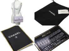Load image into Gallery viewer, CHANEL シャネル マトラッセ ショルダーバッグ ココマーク 4番台 ラムスキン パープル シルバー金具 美品 中古 54401