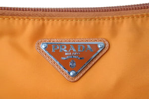 PRADA プラダ ポーチ 1NH545 ストラップ付き TESSUTO アランチョ ナイロン プレートロゴ シルバー オレンジ金具 美品 中古 54425 