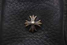 Load image into Gallery viewer, 新品未使用 CHROME HEARTS クロムハーツ 小物 Air podsケース ミニポーチ チェーン CHプラス TAKA MICRO ブラック 中古 54495