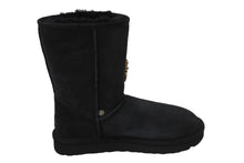 Load image into Gallery viewer, 新品未使用 CHROME HEARTS クロムハーツ UGG アグ ムートンブーツ CHクロス シープスキン シルバー925 ブラック 23 中古 54503
