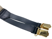 Load image into Gallery viewer, CHANEL シャネル サスペンダー ココマーク ヴィンテージ ゴム レザー ベージュ ゴールド 美品 中古 54574