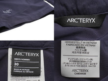 画像をギャラリービューアに読み込む, ARC&#39;TERYX アークテリクス ショートパンツ 膝丈 サイズ30 ナイロン ネイビー シルバー金具 メンズ 美品 中古 54611 