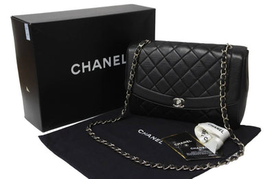 CHANEL シャネル ダイアナ 中マトラッセ シルバー金具 ショルダーバッグ 4番台 ココマーク ラムスキン ブラック 美品 中古 54803