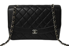 Load image into Gallery viewer, CHANEL シャネル ダイアナ 中マトラッセ シルバー金具 ショルダーバッグ 4番台 ココマーク ラムスキン ブラック 美品 中古 54803