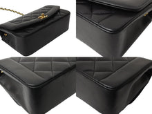 Load image into Gallery viewer, 極美品 CHANEL シャネル ショルダーバッグ ダイアナ マトラッセ 22cm 4番台 ラムスキン ブラック ゴールド金具 中古 54825