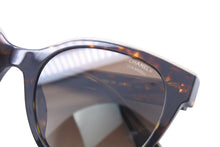 Load image into Gallery viewer, 極美品 CHANEL シャネル サングラス 1682/S9 バタフライ シェイプ アイウェア 54◻︎20 ブラウン ベージュ シルバー金具 中古 54839