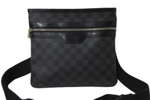 Load image into Gallery viewer, LOUIS VUITTON ルイヴィトン ショルダーバッグ N58028 トマス ブラック ダミエ グラフィット シルバー金具 美品 中古 54842
