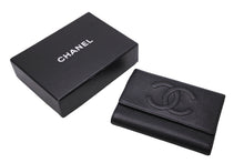 Load image into Gallery viewer, CHANEL シャネル 三つ折り財布 ココマーク 7番台 ブラック キャビアスキン ゴールド金具 美品 中古 54843