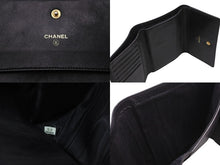 Load image into Gallery viewer, CHANEL シャネル 三つ折り財布 ココマーク 7番台 ブラック キャビアスキン ゴールド金具 美品 中古 54843