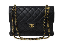 Load image into Gallery viewer, CHANEL シャネル ショルダーバッグ マトラッセ30 ダブルフェイス チェーンショルダー 4番台 ブラック ラムスキン 美品 中古 54844