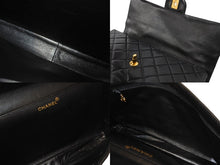 Load image into Gallery viewer, CHANEL シャネル ショルダーバッグ マトラッセ30 ダブルフェイス チェーンショルダー 4番台 ブラック ラムスキン 美品 中古 54844