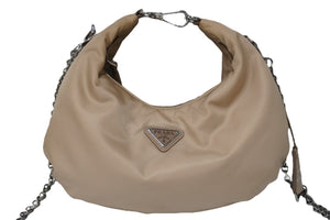 極美品 PRADA プラダショルダーバッグ Re Edition 2006 2WAY 三角ロゴ カメオベージュ ナイロン 1BH172 シルバー金具 中古 54859 