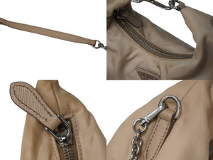 極美品 PRADA プラダショルダーバッグ Re Edition 2006 2WAY 三角ロゴ カメオベージュ ナイロン 1BH172 シルバー金具 中古 54859 