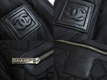 Load image into Gallery viewer, CHANEL シャネル ナイロン コココクーン リュックサック 19番台 ココマーク ロゴ バックパック ブラック 美品 中古 54880