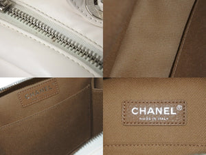 CHANEL シャネル マトラッセ チェーンショルダーバッグ スクエア ホワイト ココマーク 29番台 レザー シルバー金具 美品 中古 54988