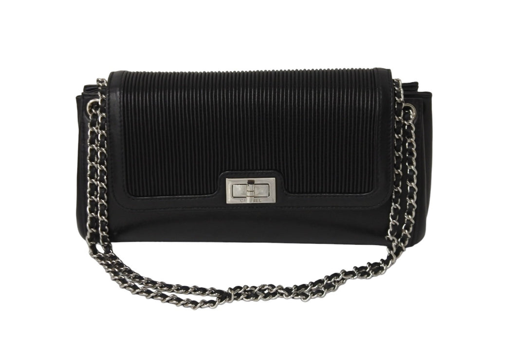 CHANEL シャネル ショルダーバッグ 2.55 チェーンショルダー ブラック シルバー金具 7番台 美品 中古 55013