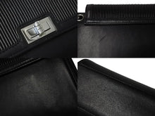 Load image into Gallery viewer, CHANEL シャネル ショルダーバッグ 2.55 チェーンショルダー ブラック シルバー金具 7番台 美品 中古 55013
