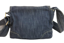 Load image into Gallery viewer, CHANEL シャネル ショルダーバッグ スパークリングデニム 10番台 ココマーク ネイビー A31987 ゴールド金具 良品 中古 55035