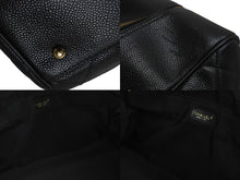 Load image into Gallery viewer, CHANEL シャネル ヴィンテージ ボストンバッグ キャビアスキン 旅行カバン 8番台 ブラック ゴールド金具 美品 中古 55040