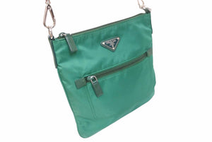 PRADA プラダショルダーバッグ BT0716 グリーン 斜め掛け ナイロン シルバー金具 美品 中古 55087 