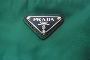 PRADA プラダショルダーバッグ BT0716 グリーン 斜め掛け ナイロン シルバー金具 美品 中古 55087 
