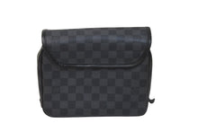 Load image into Gallery viewer, LOUIS VUITTON ルイ ヴィトン クラッチバッグ トゥルース サスペンダブル ダミエグラフィット N41419 シルバー金具 美品 中古 55225