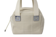 Load image into Gallery viewer, CHANEL シャネル ハンドバッグ チョコバー ココマーク キャンバス レザー ベージュ シルバー金具 8番台 2003年 美品 中古 55234